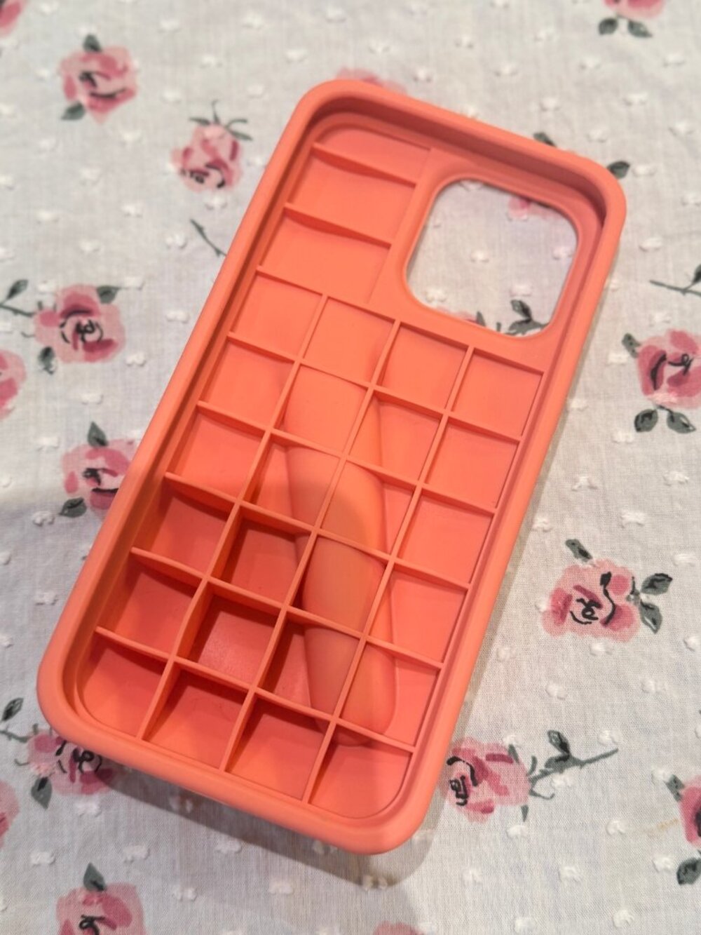 Rhode Lip Case iPhone 15 Pro Max — Peach Pit (Discontinued)